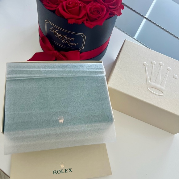 Rolex Datejust 31mm two tone Gold Steel Jubilee Gray Dial With Diamonds - Picture 13 of 14